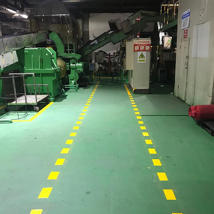 影响聚脲地坪固化时间的因素有哪些？